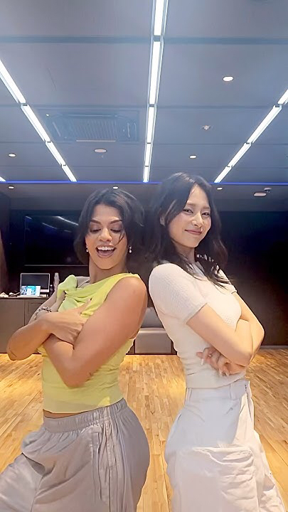 TWICE의 최신 사진