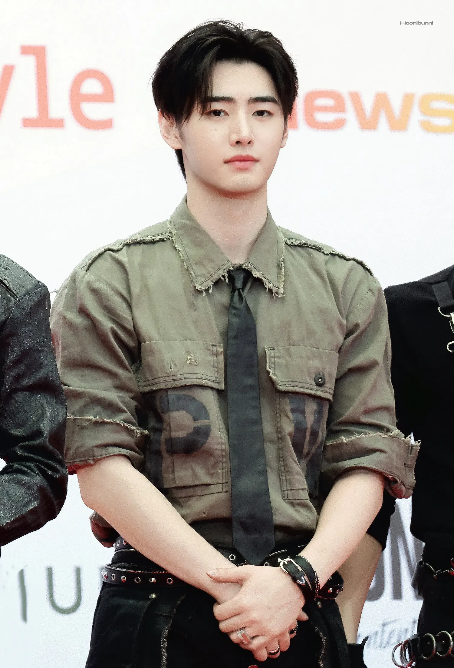 성훈 (ENHYPEN) 최근 활동샷
