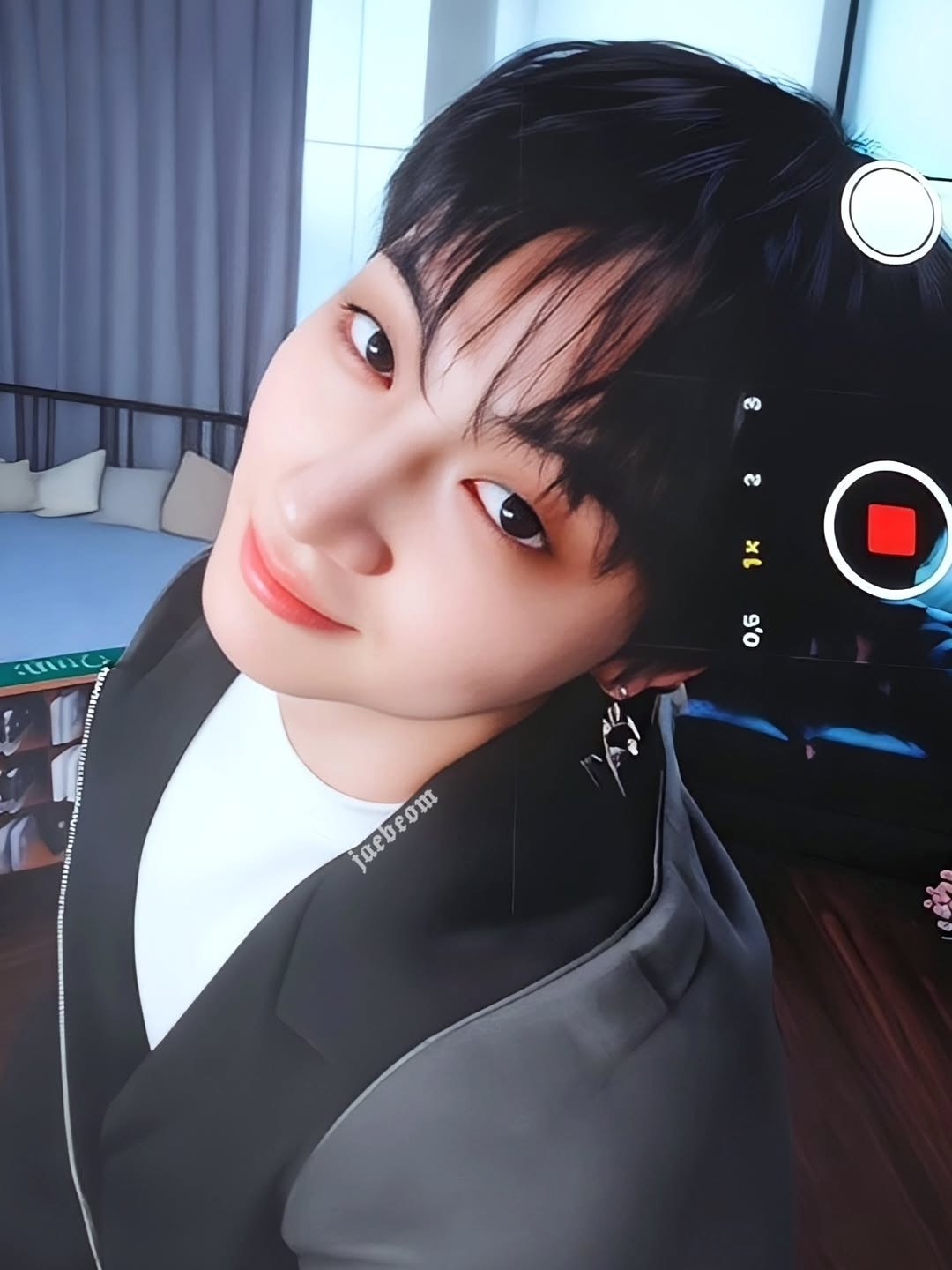 A moment captured by JAY B (GOT7)'s fan