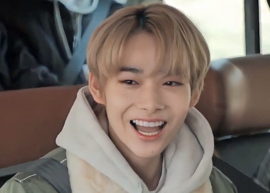 Foto terbaru NI-KI (ENHYPEN)