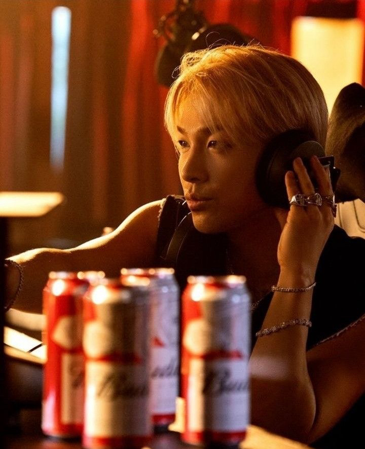 Latest photo of Taeyang (BIGBANG)