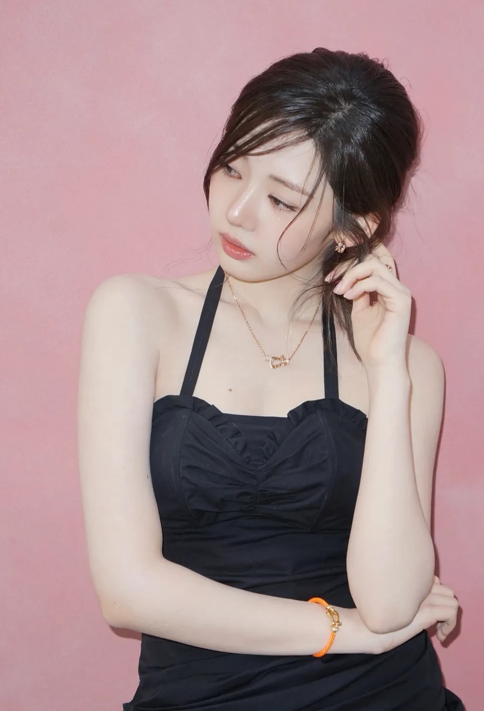 Latest photo of Rora (BABYMONSTER)