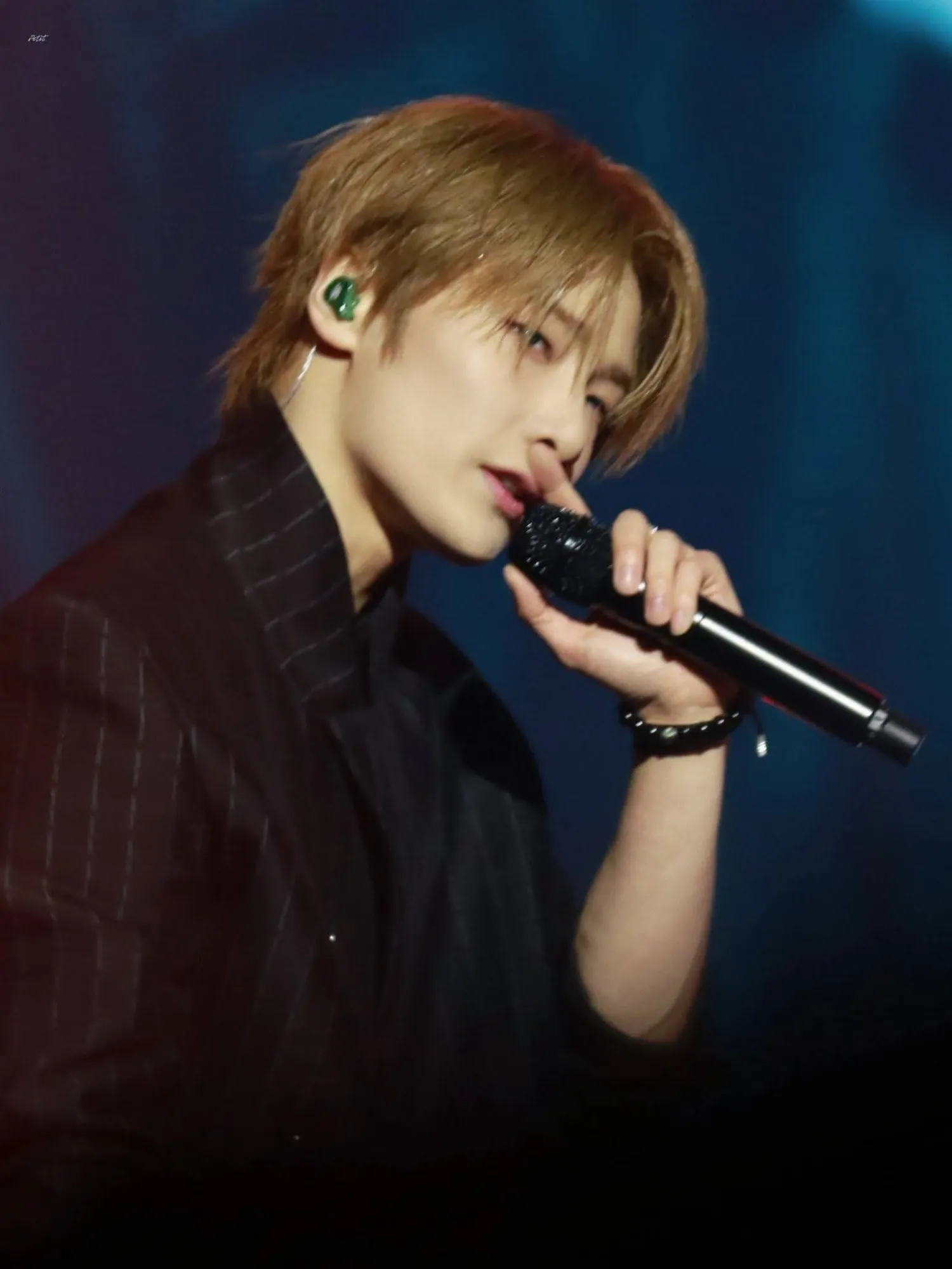 Behind-the-scenes cut of I.N (Stray Kids)