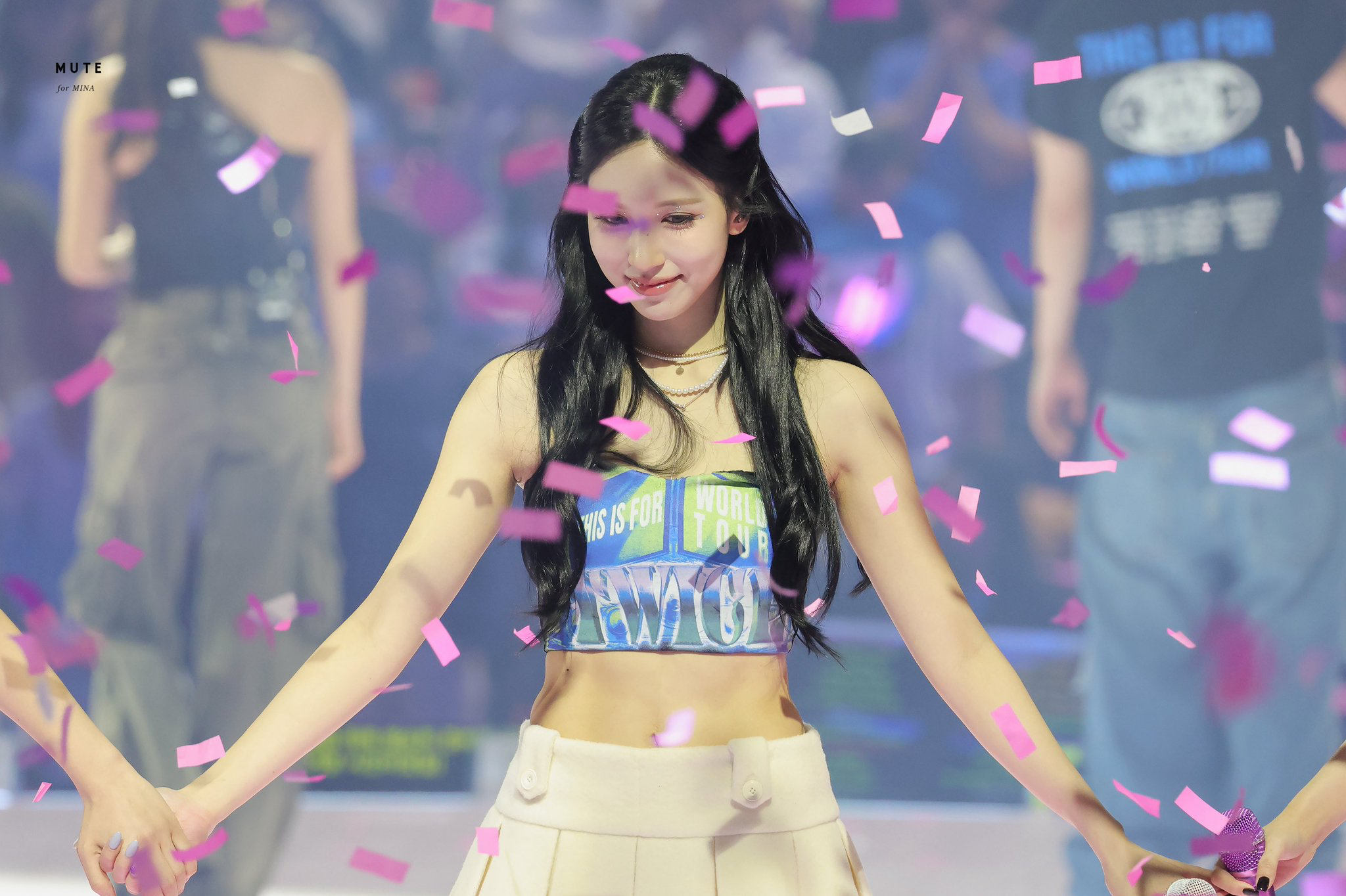 Foto terbaru Mina (TWICE)