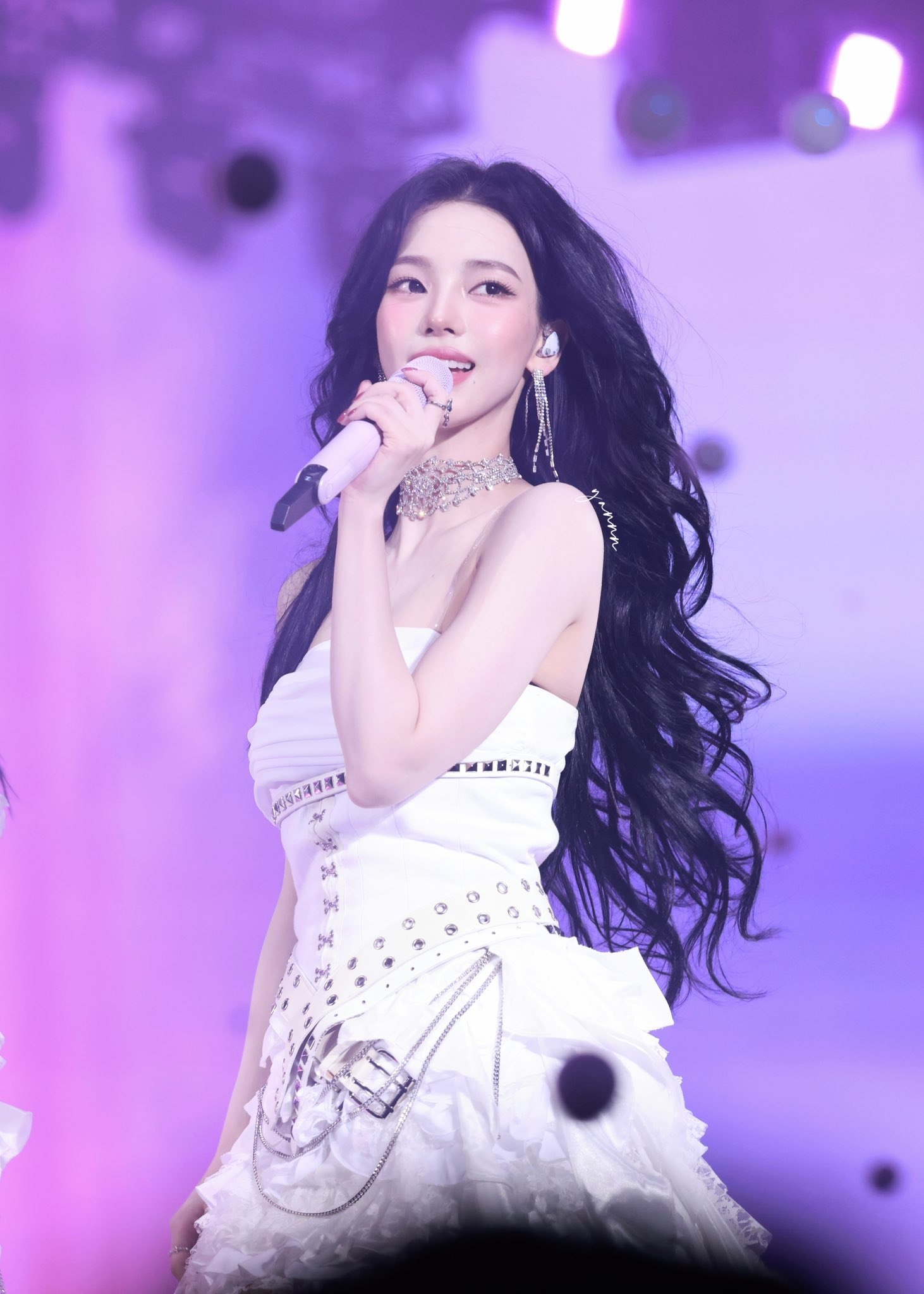 A moment captured by Karina (aespa)'s fan