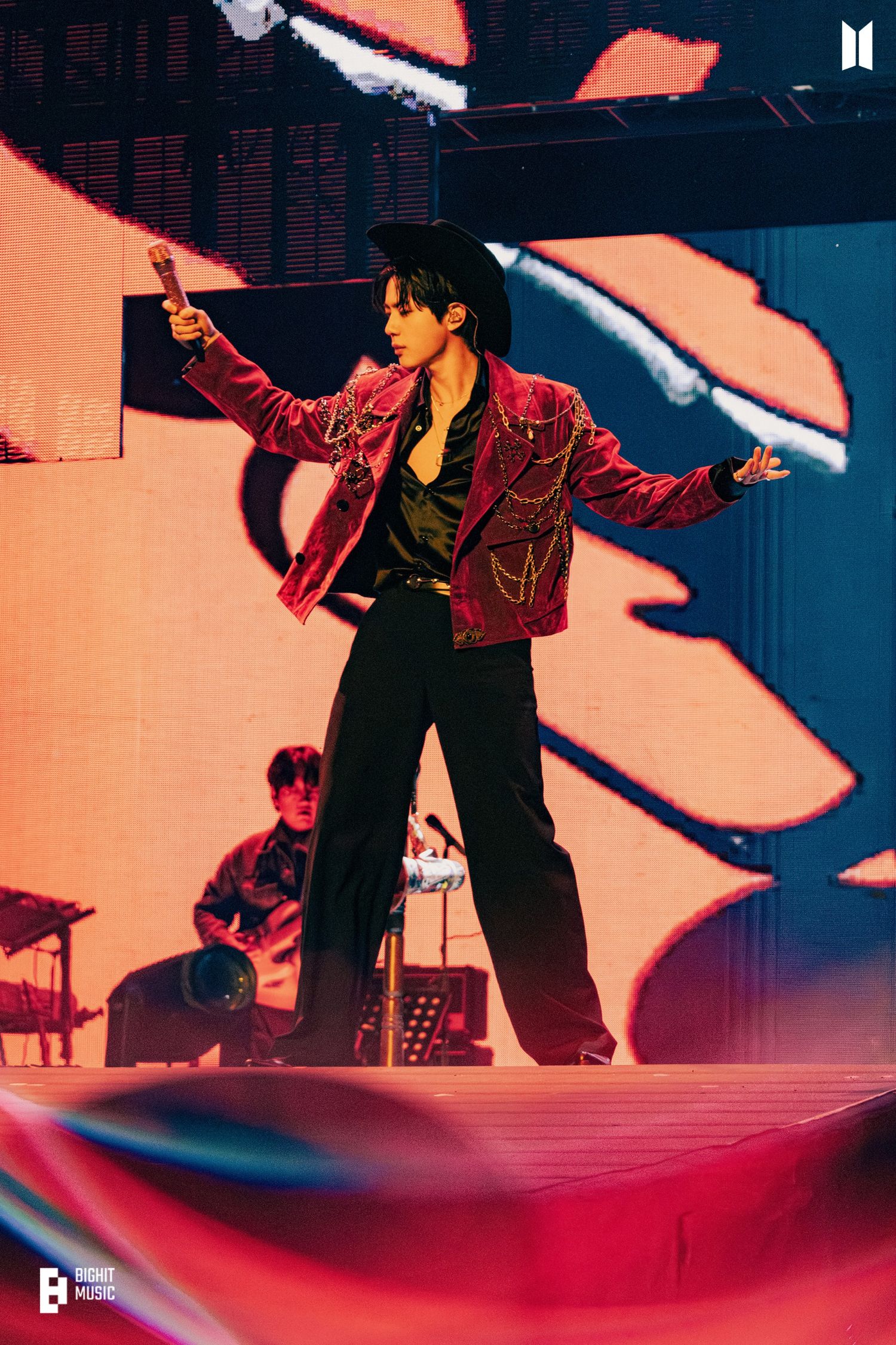 Foto aktivitas terbaru Jin (BTS)