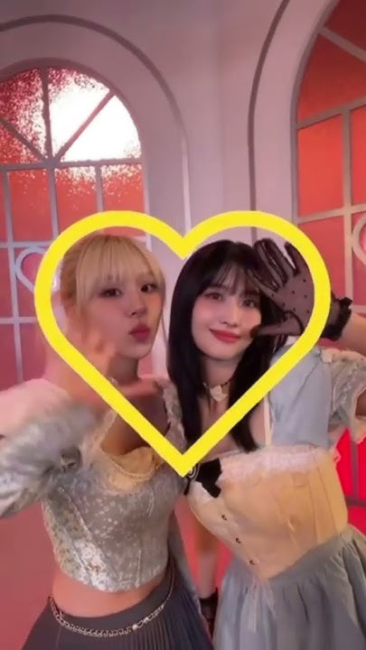 모모 (TWICE)의 최신 사진