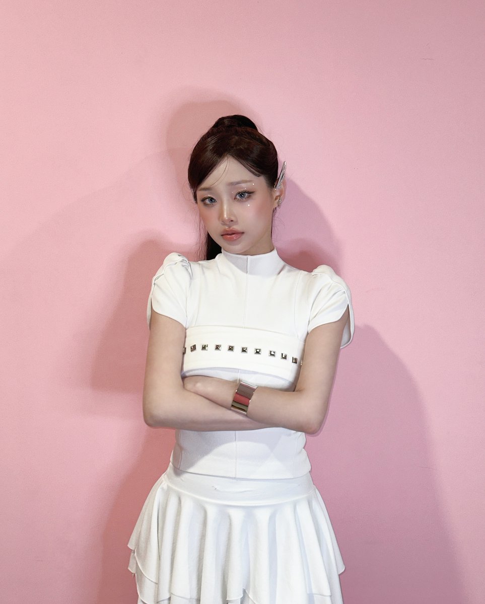 Latest photo of Chuu