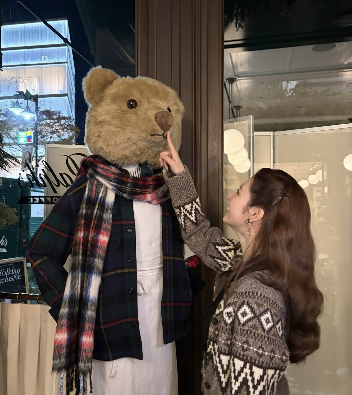 A moment captured by Sana (TWICE)'s fan