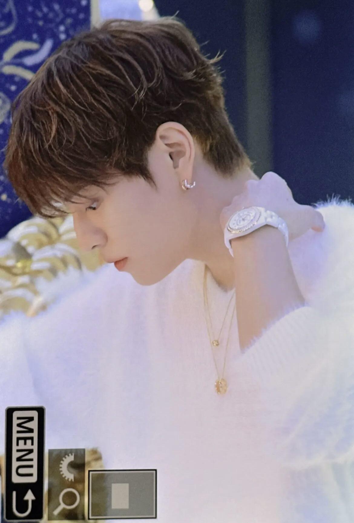 Momen yang diabadikan oleh penggemar Seungmin (Stray Kids)