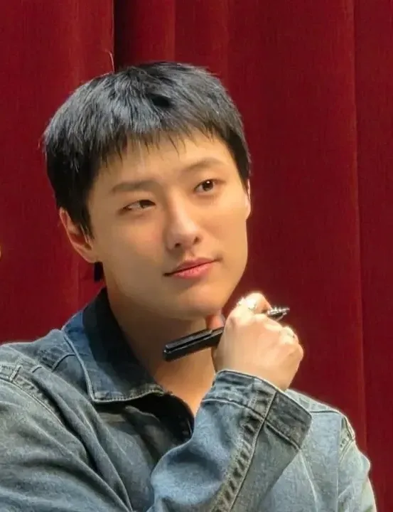 Recent activity shot of WOODZ