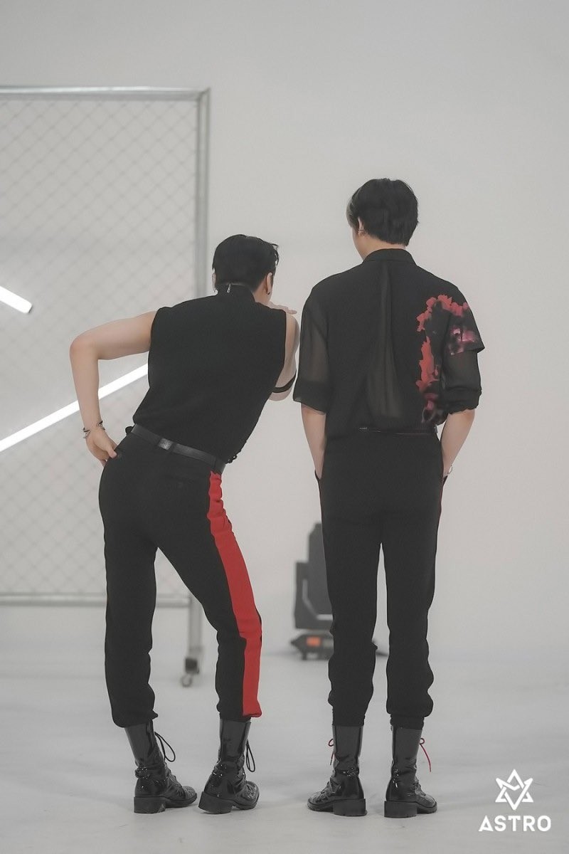 A moment captured by Moonbin (ASTRO)'s fan