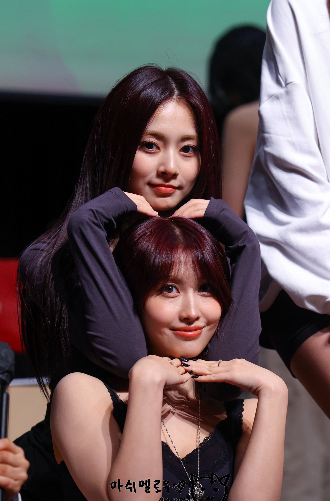 Foto terbaru Momo (TWICE)