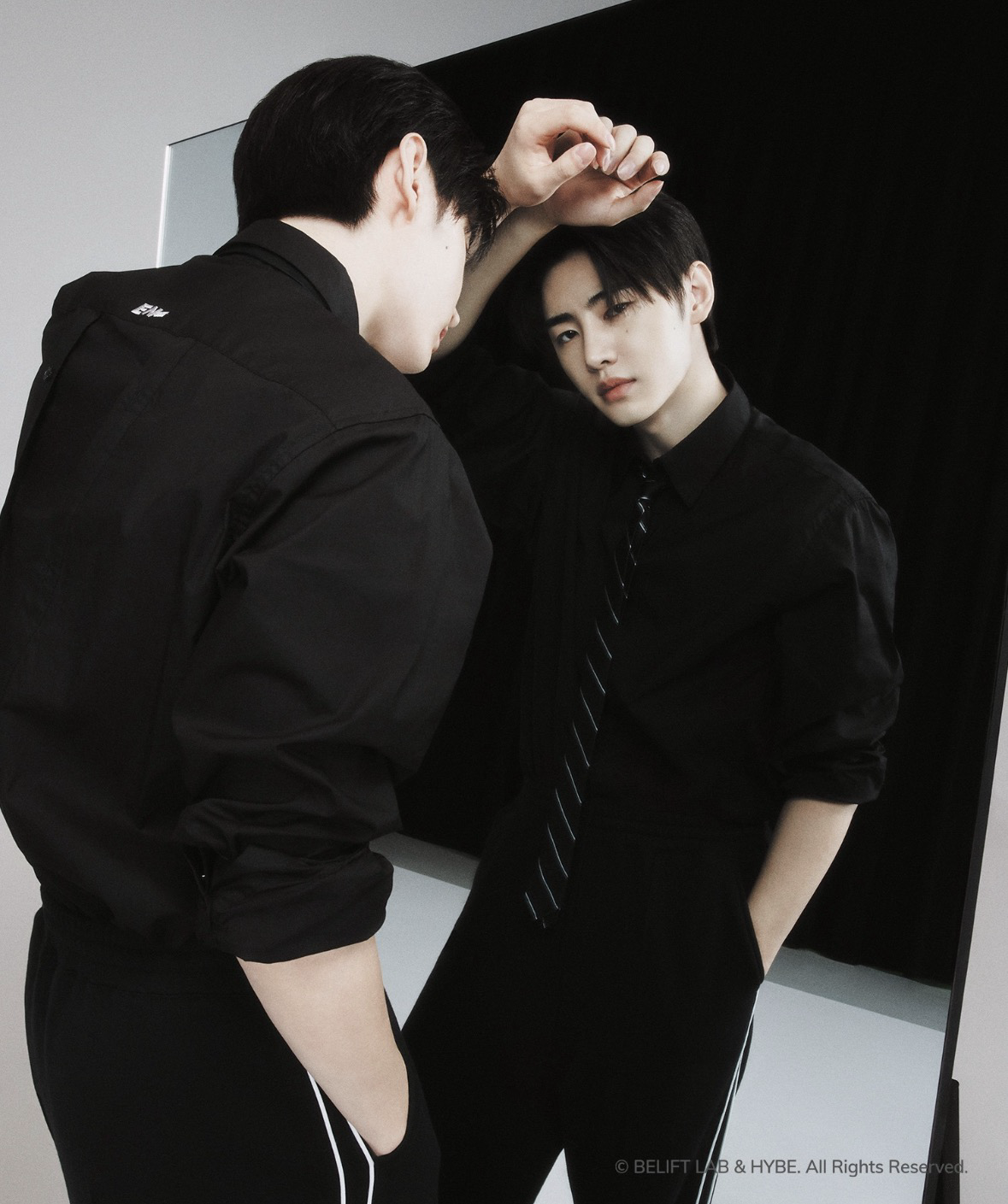 Foto aktivitas terbaru Sunghoon (ENHYPEN)