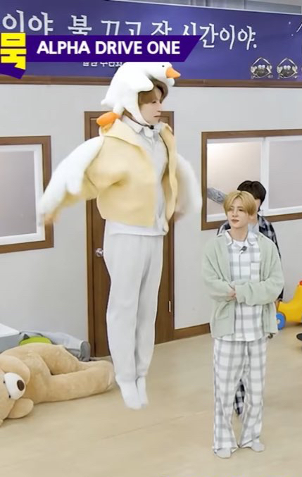 Latest photo of He Xinlong (ALPHA DRIVE ONE)