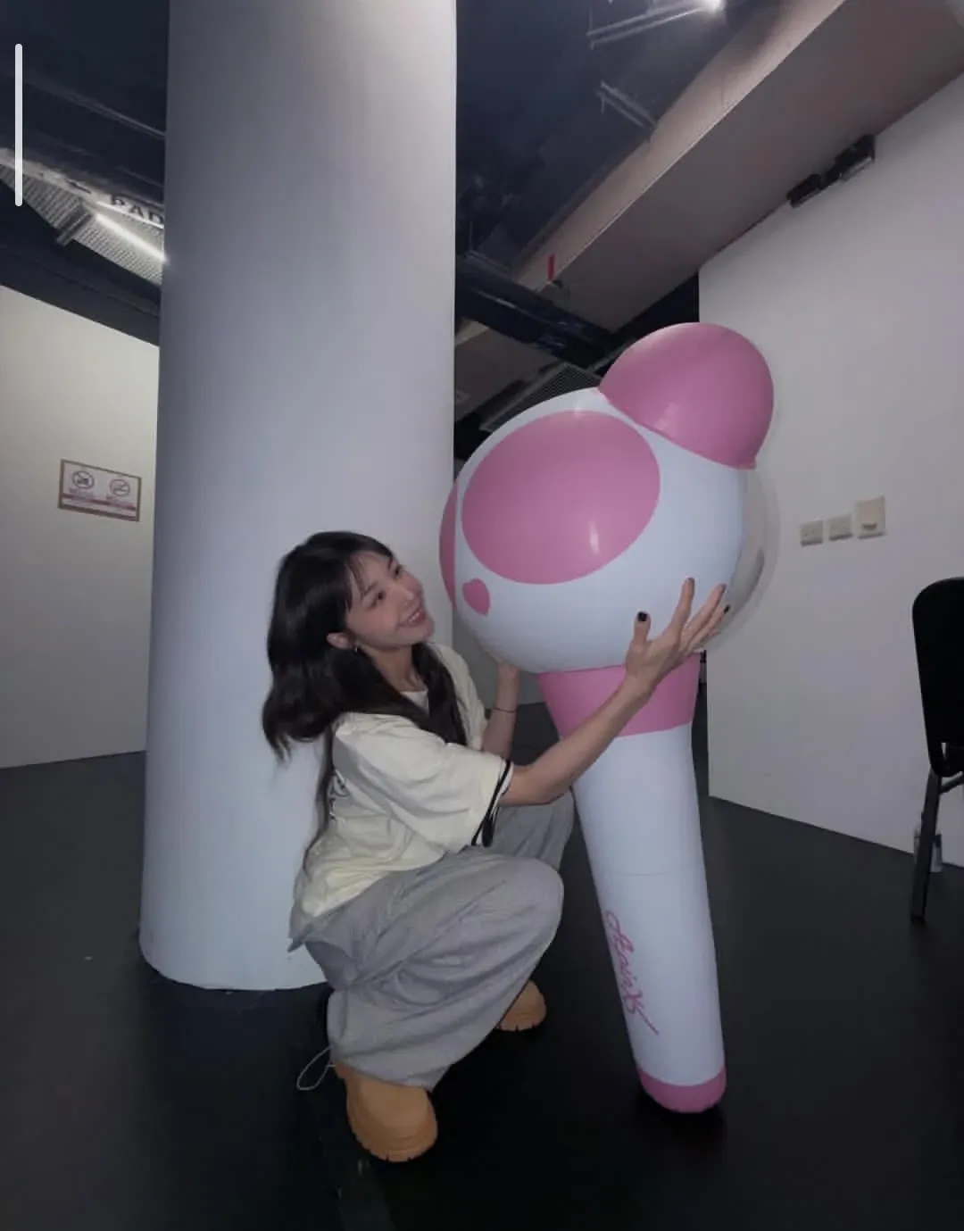 Apinkの舞台裏ショット