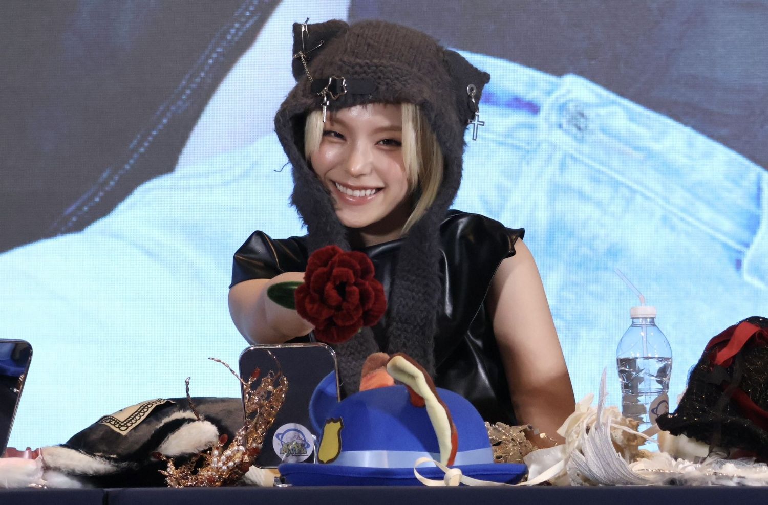 Behind-the-scenes cut of Yeji (ITZY)