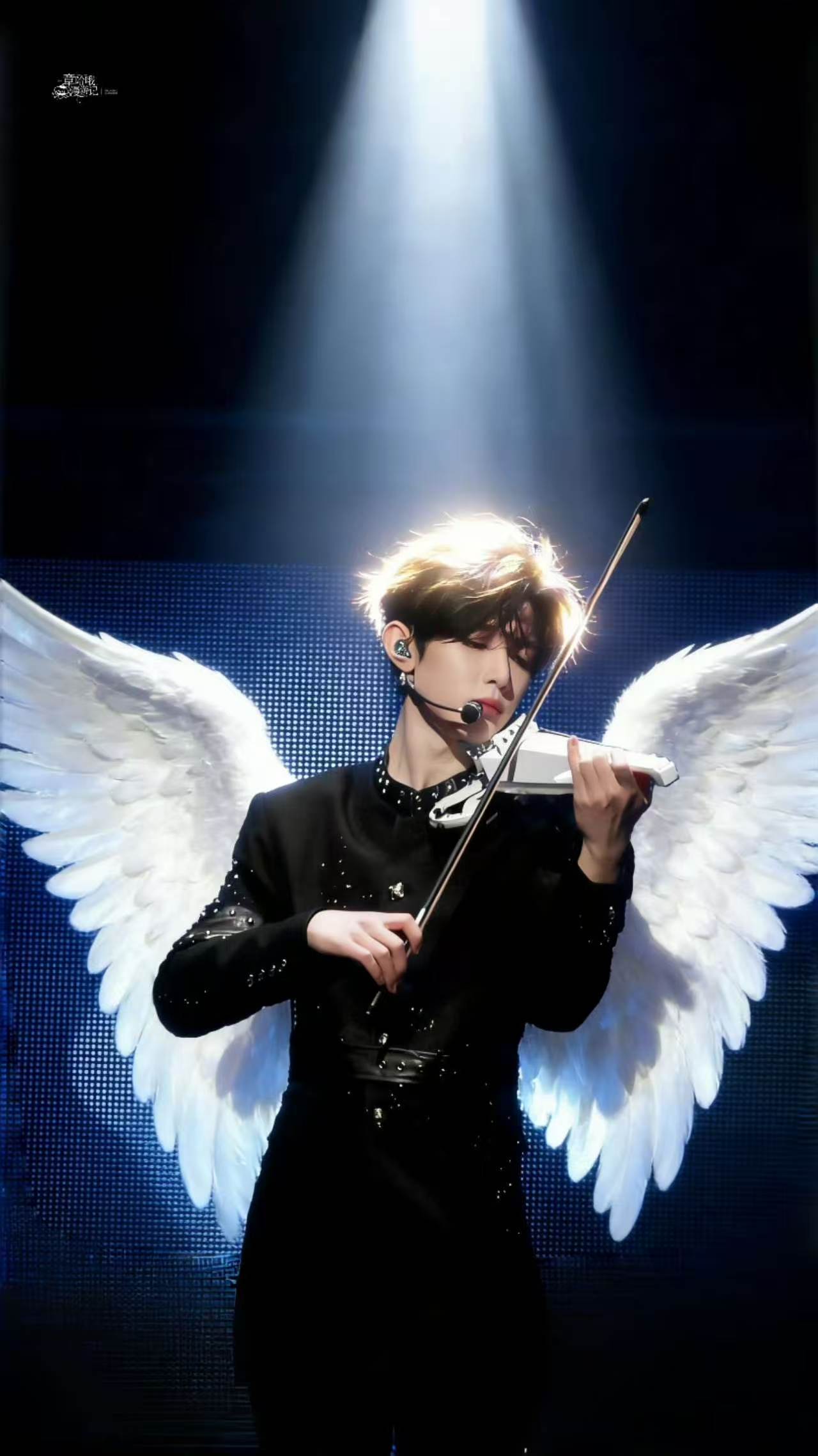 A heartfelt wallpaper shared by Zhang Hao's fans