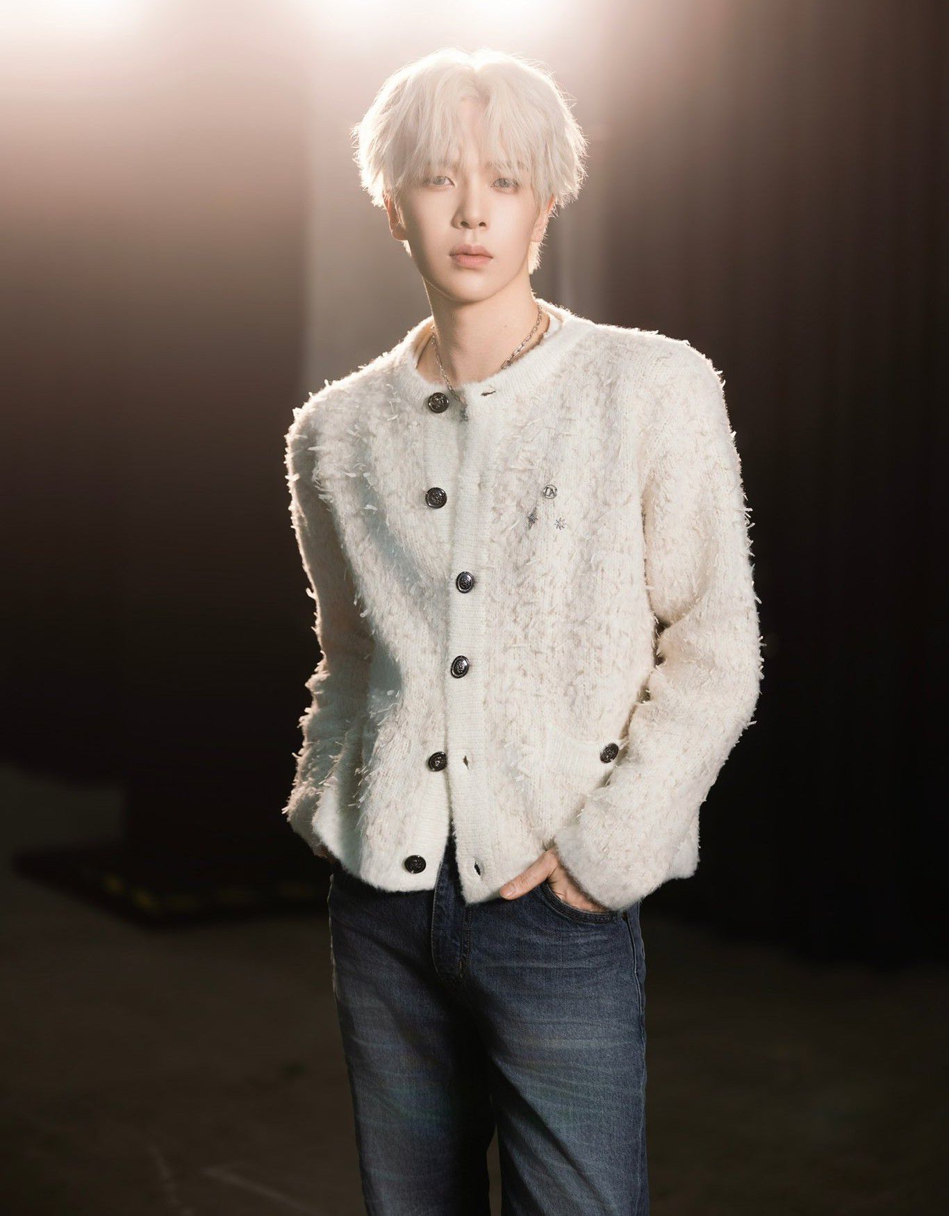 Behind-the-scenes cut of Lee Junhyuk (POLARIX)