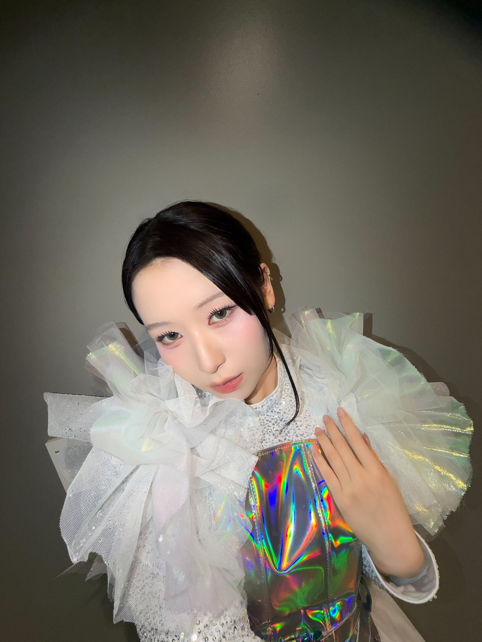 Behind-the-scenes cut of Kasahara Momona (ME:I)