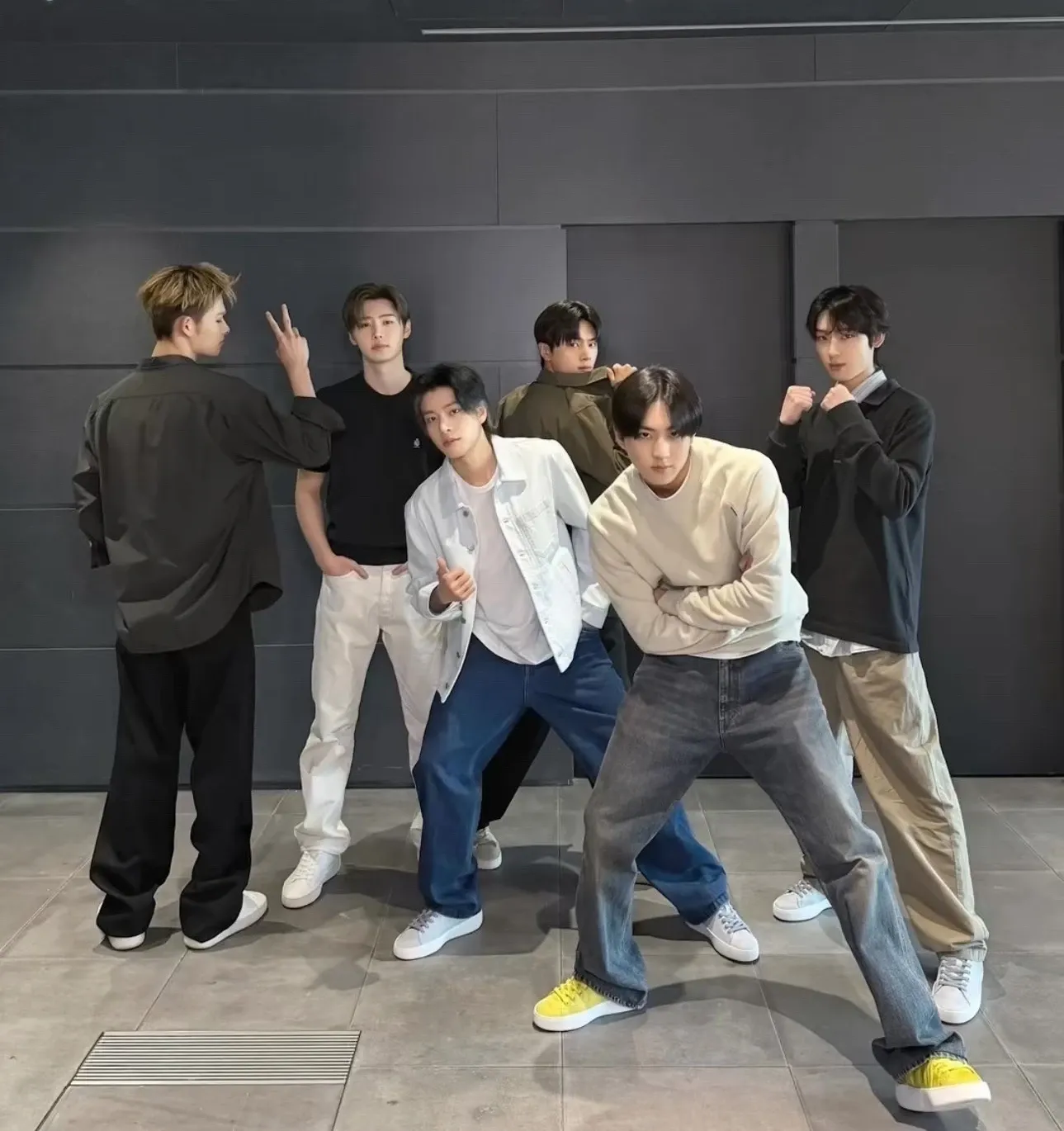 ENHYPEN의 최신 사진