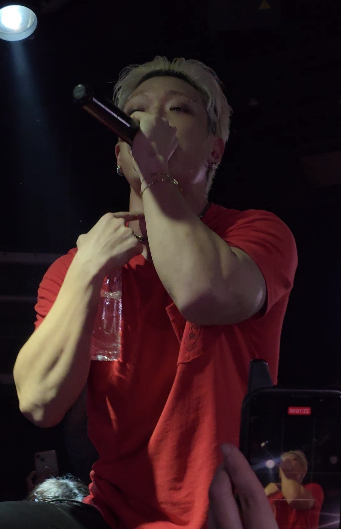 Latest photo of BOBBY (iKON)