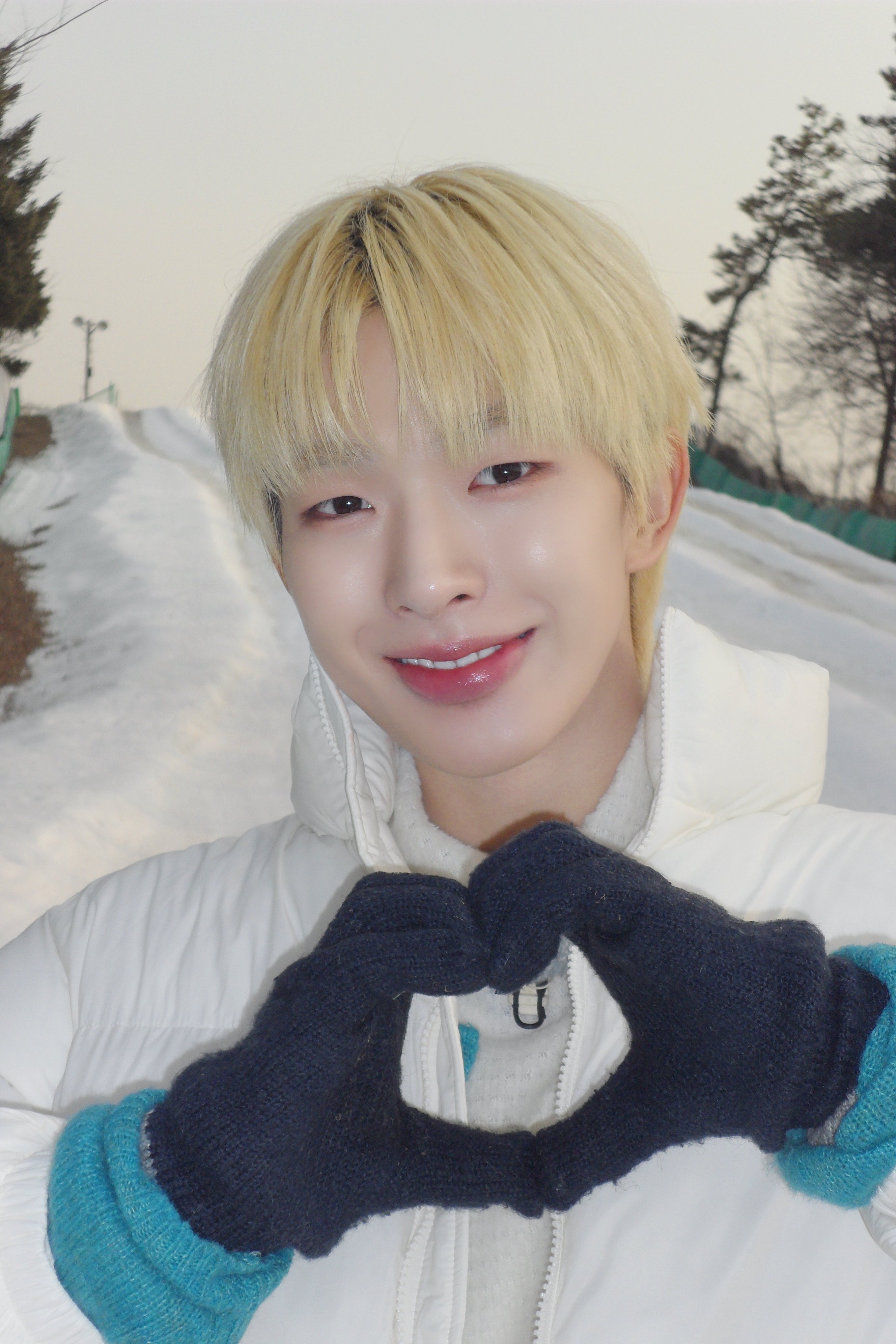 A moment captured by Tomoya (NEXZ)'s fan