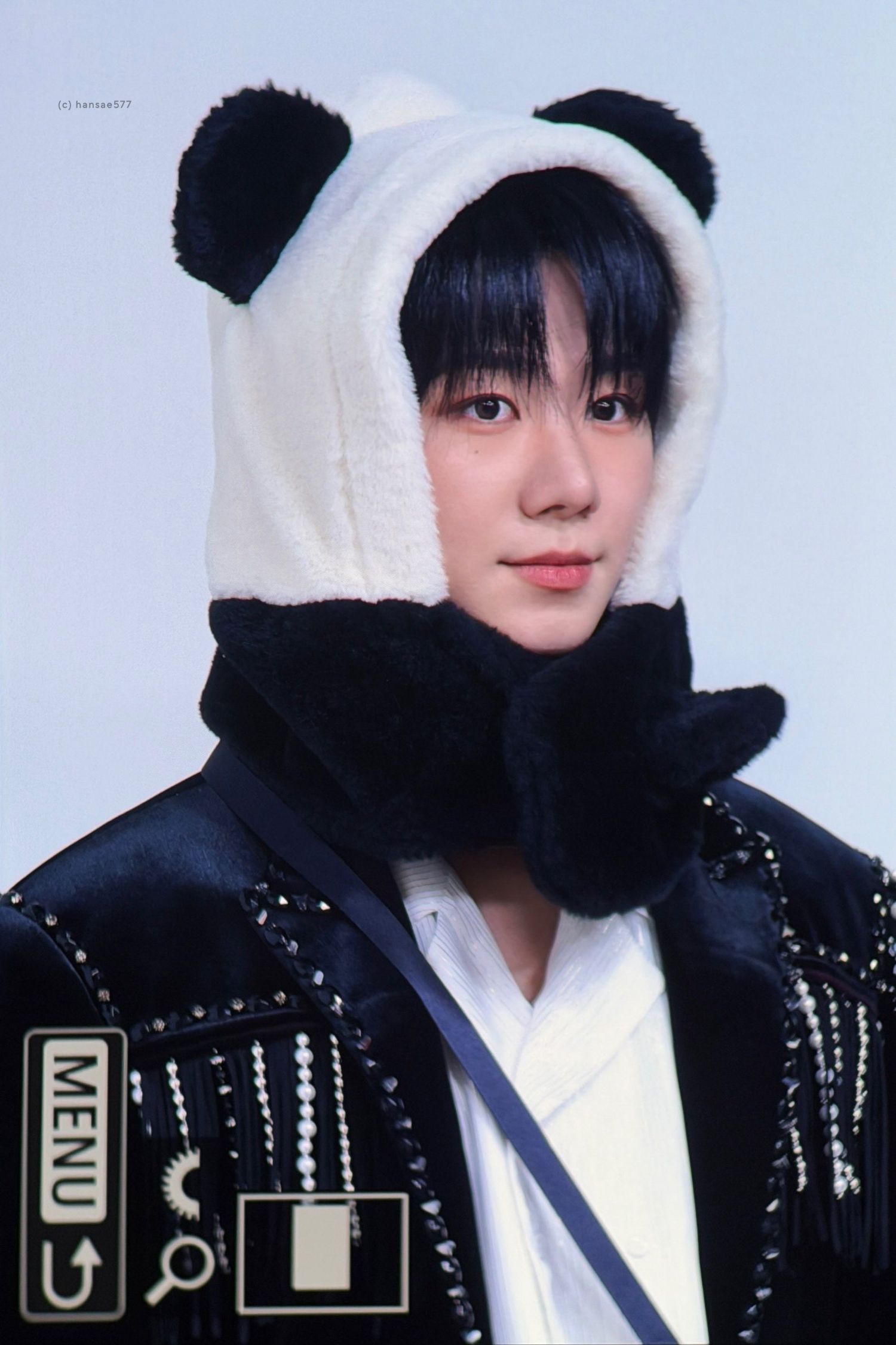 A moment captured by Park Han (AHOF)'s fan