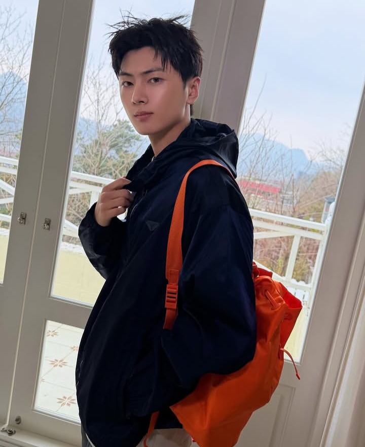 Latest photo of Jay (ENHYPEN)