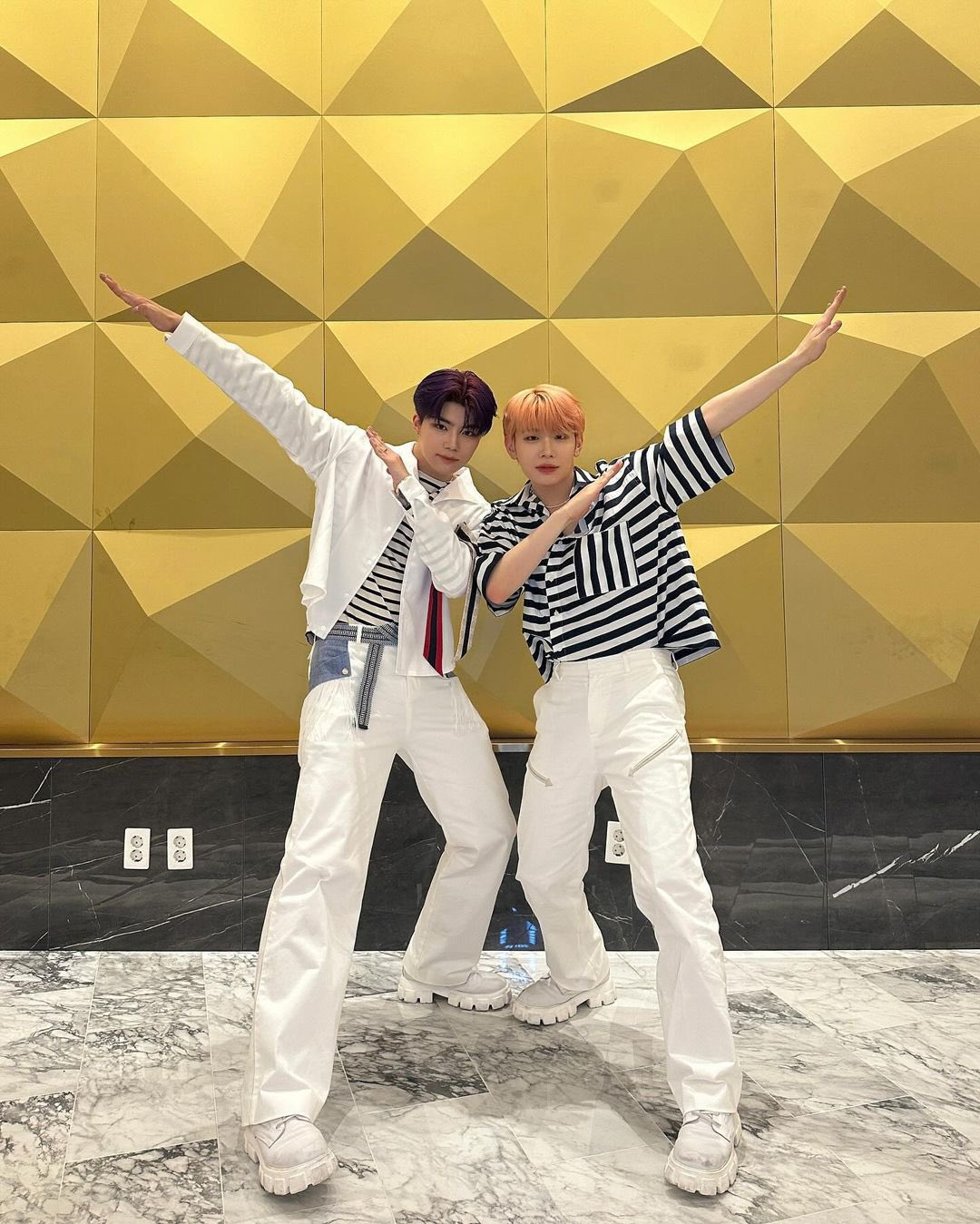 A moment captured by Park Gunwook (ZEROBASEONE)'s fan