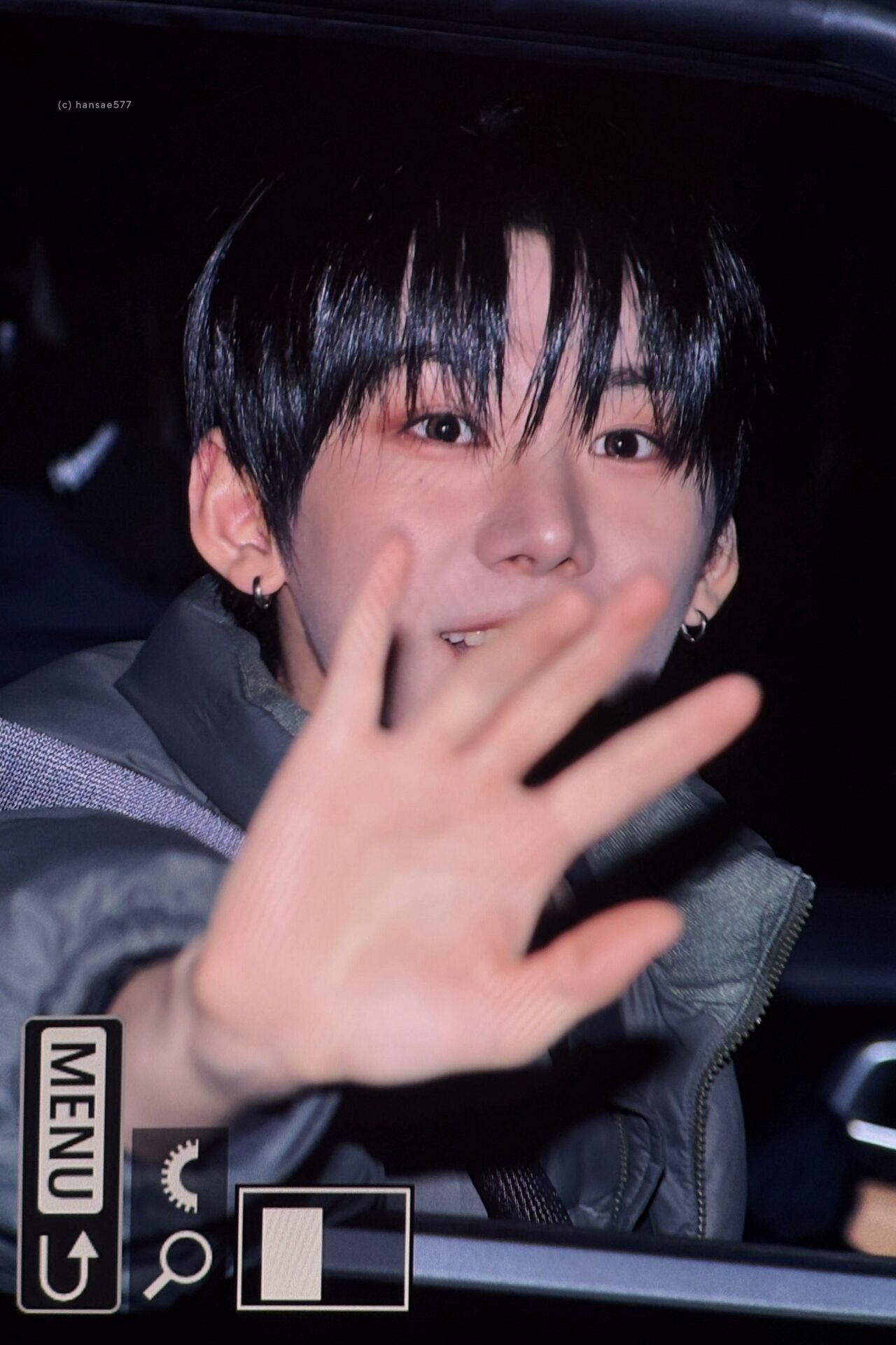 A moment captured by Park Han (AHOF)'s fan