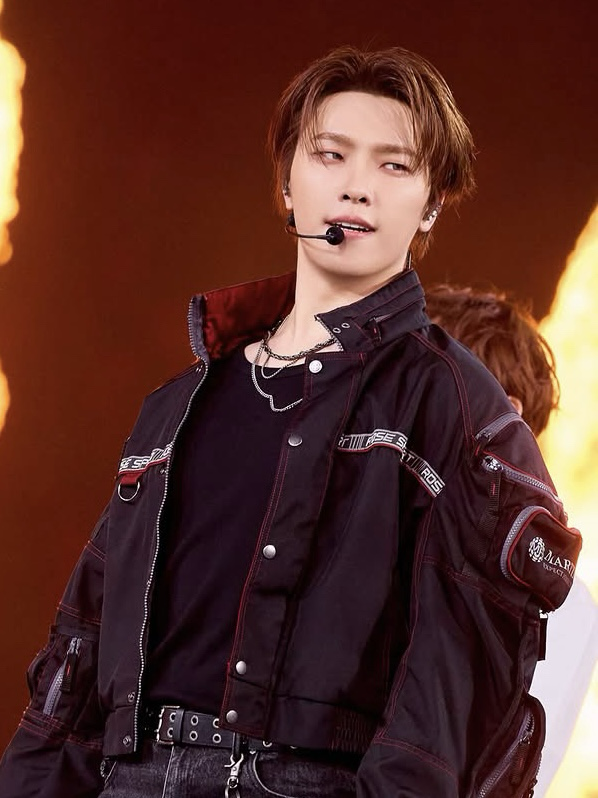 Recent activity shot of Dino (SEVENTEEN)