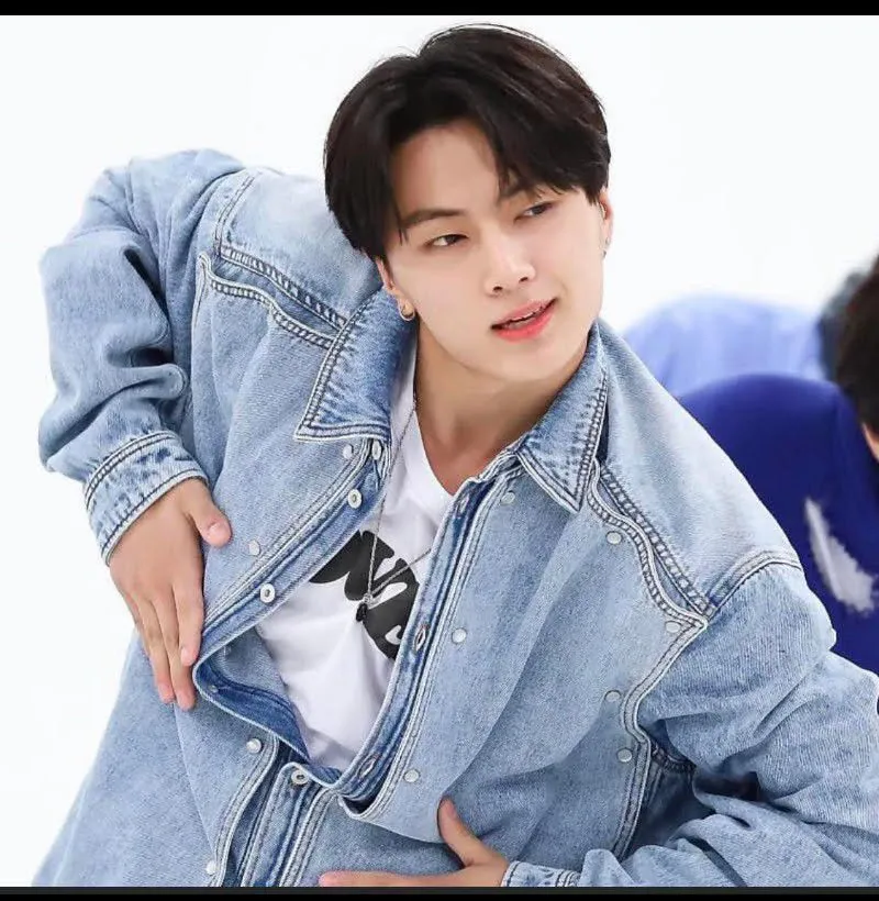 ジェイ (ENHYPEN)の最新写真