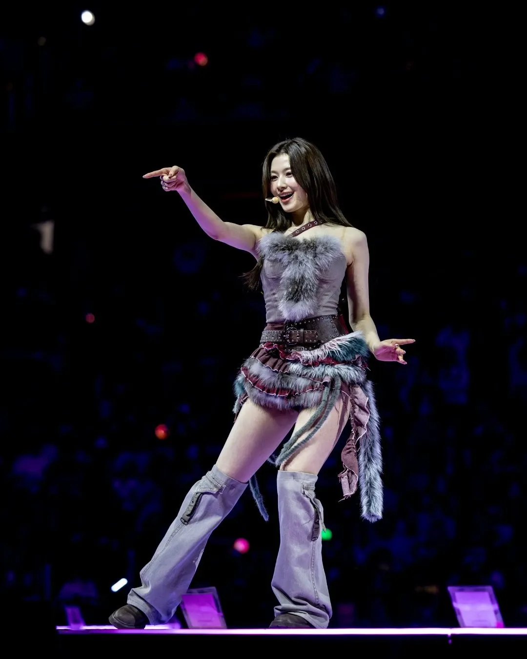Sana (TWICE)的最新活動照片