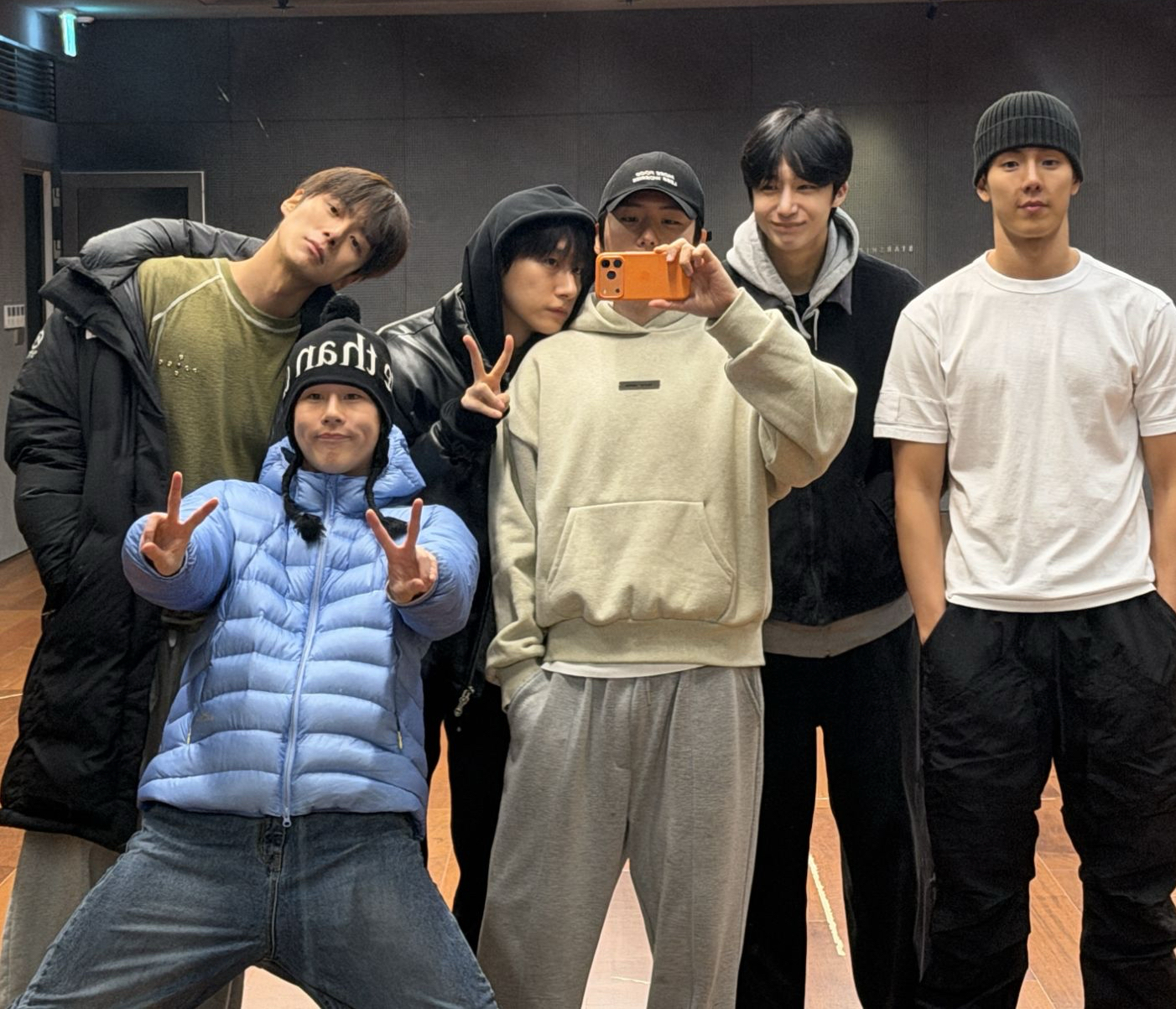 Popular K-POP post loved by fans