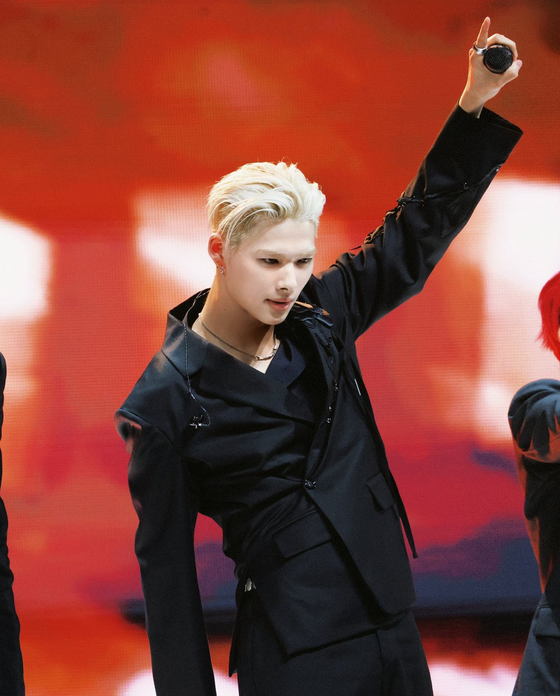 Foto aktivitas terbaru NI-KI (ENHYPEN)