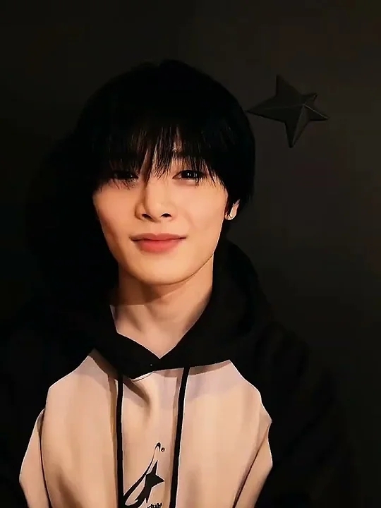 Recent activity shot of I.N (Stray Kids)