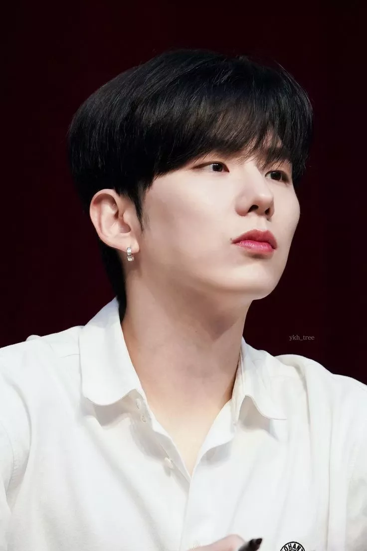 A moment captured by Kihyun (MONSTA X)'s fan