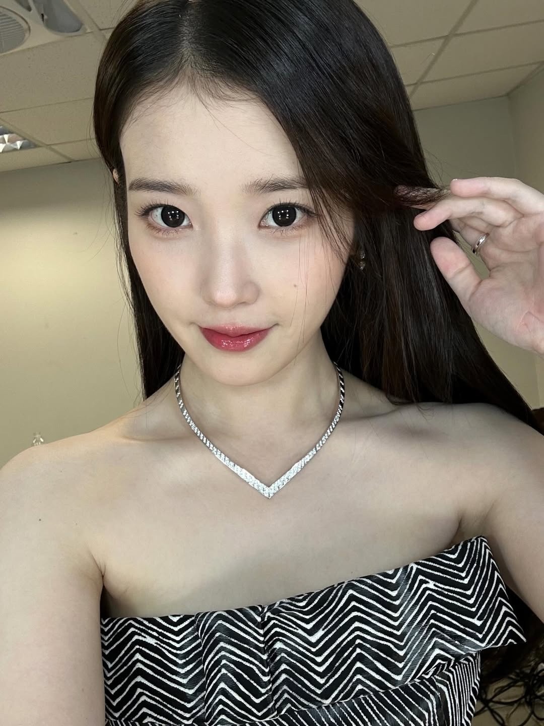 아이유의 비하인드 컷