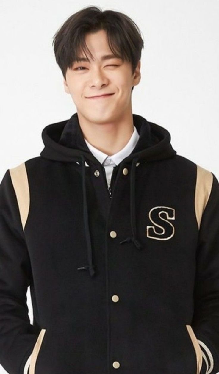 A moment captured by Moonbin (ASTRO)'s fan