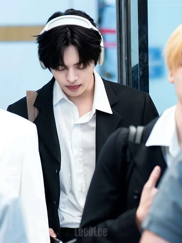 Latest photo of Lee Leo (ALPHA DRIVE ONE)