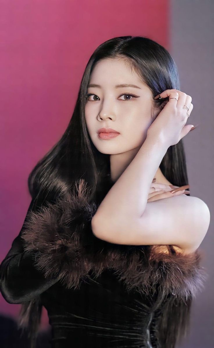 Foto aktivitas terbaru Dahyun (TWICE)