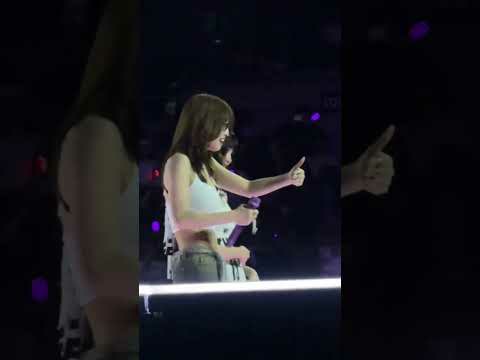 Momo (TWICE)的幕後花絮