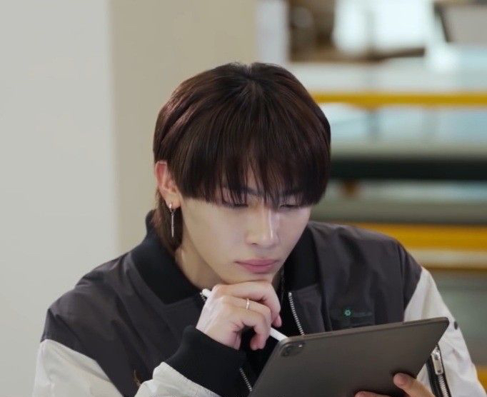 A moment captured by Nicholas (&TEAM)'s fan