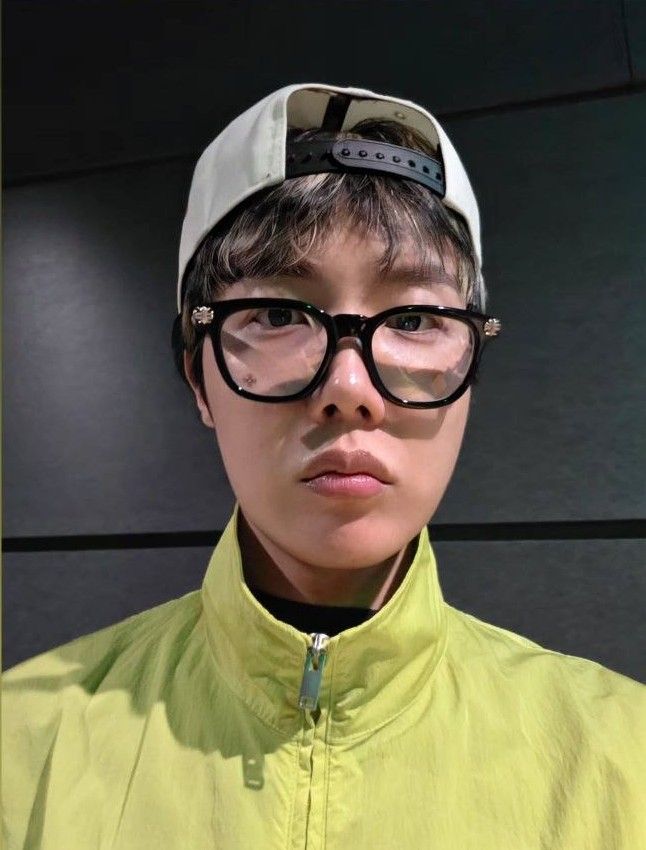 Behind-the-scenes cut of j-hope (BTS)