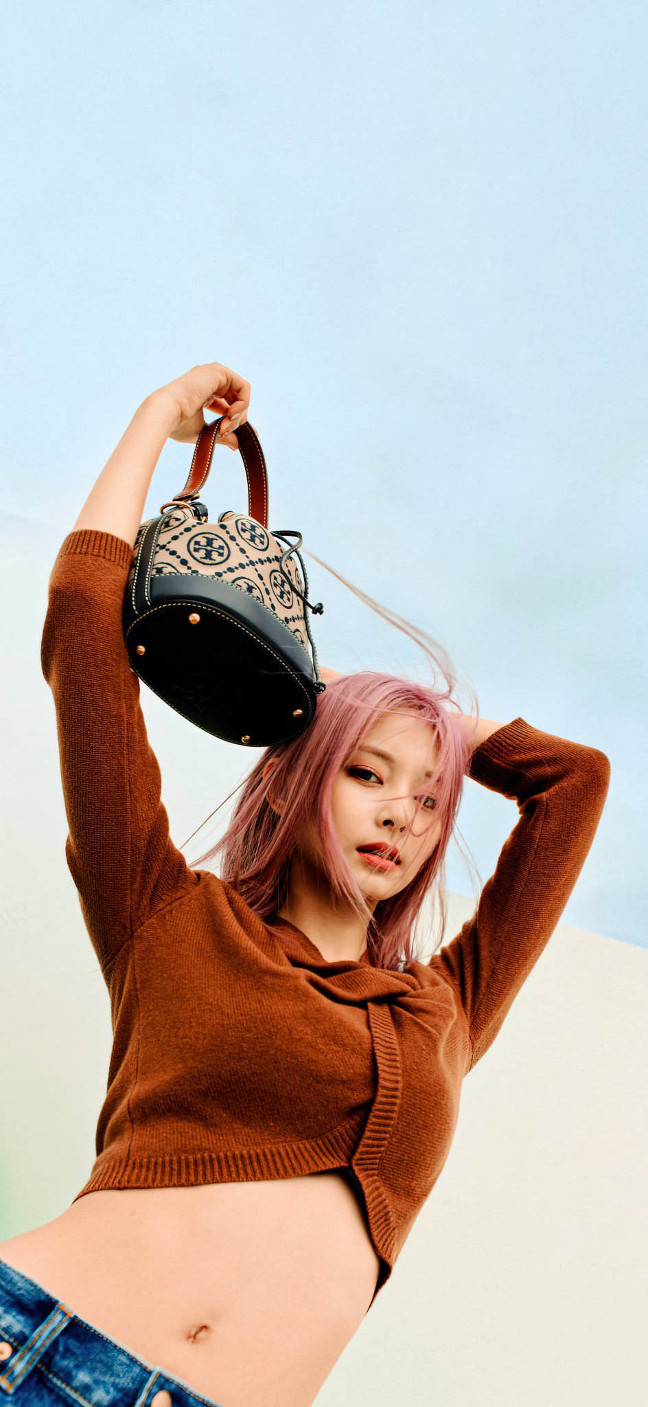 A moment captured by Tzuyu (TWICE)'s fan