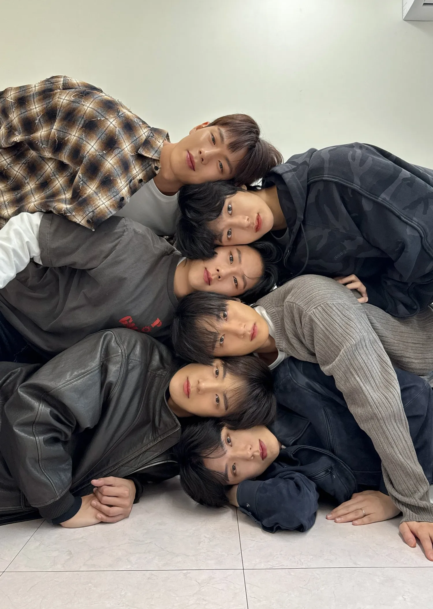 Momen yang diabadikan oleh penggemar MONSTA X