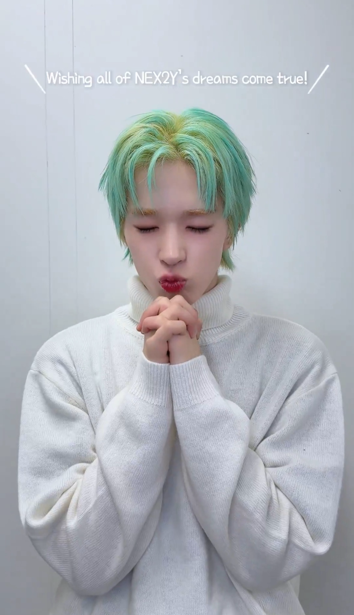 Wallpaper spesial buatan penggemar Tomoya (NEXZ)