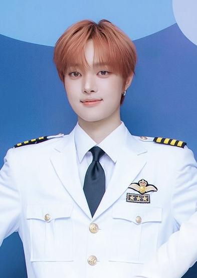 Recent activity shot of EJ (&TEAM)