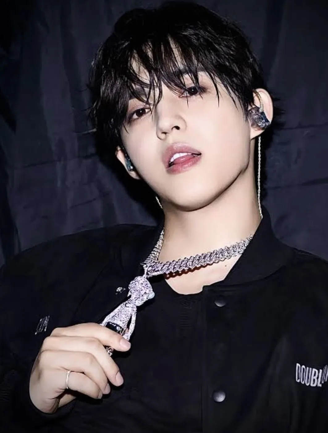Recent activity shot of S.Coups (SEVENTEEN)